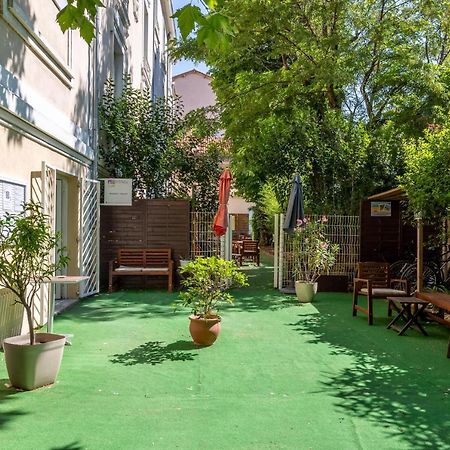 Residence Les Cordeliers Авиньон Экстерьер фото