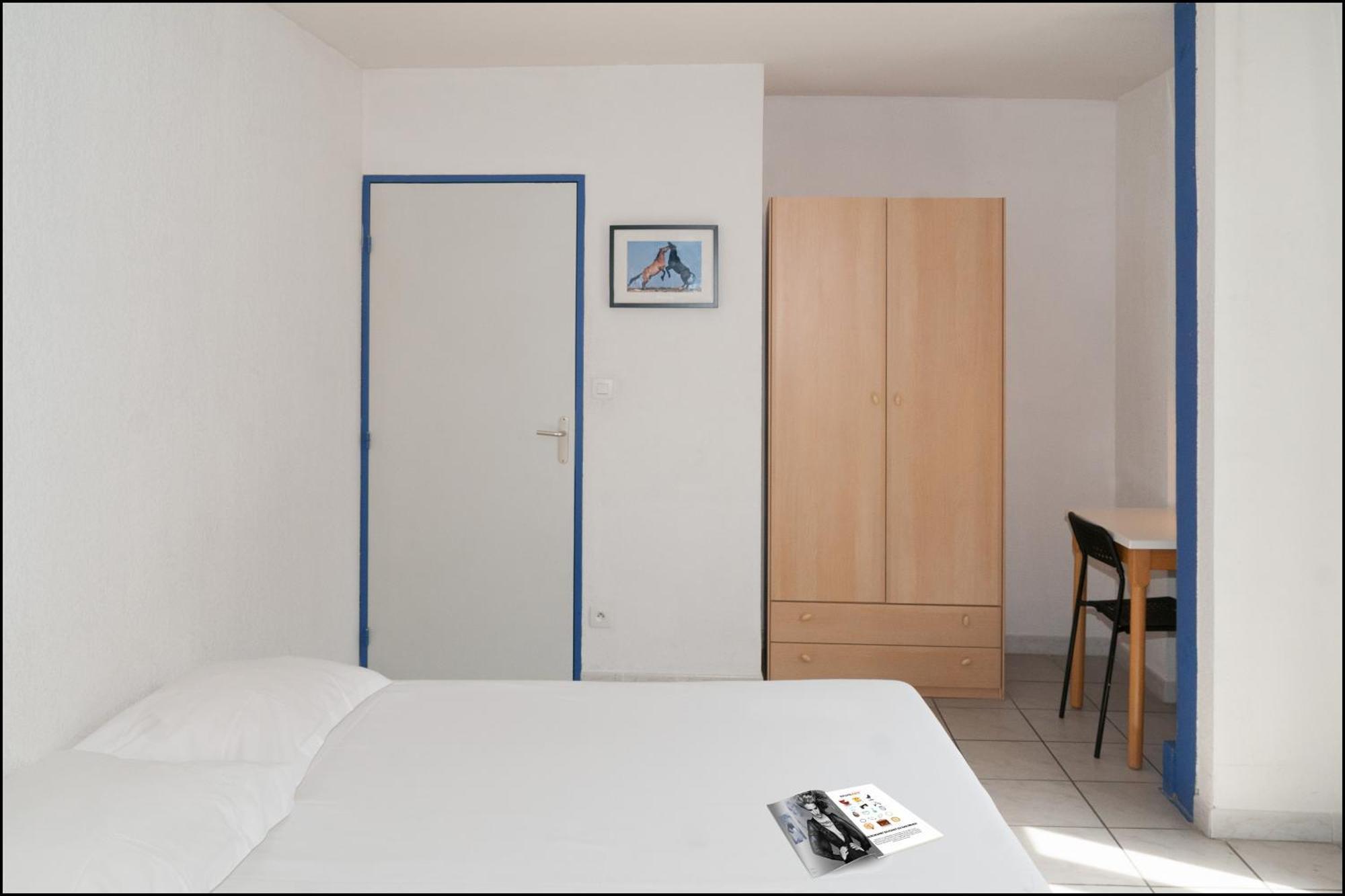 Residence Les Cordeliers Авиньон Номер фото